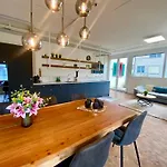 120m2 Modern 3-bedroom Loft In شقة