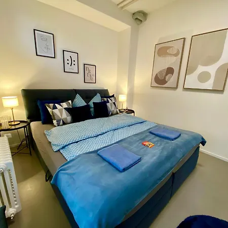 120m2 Modern 3-bedroom Loft In Appartamento Zurigo