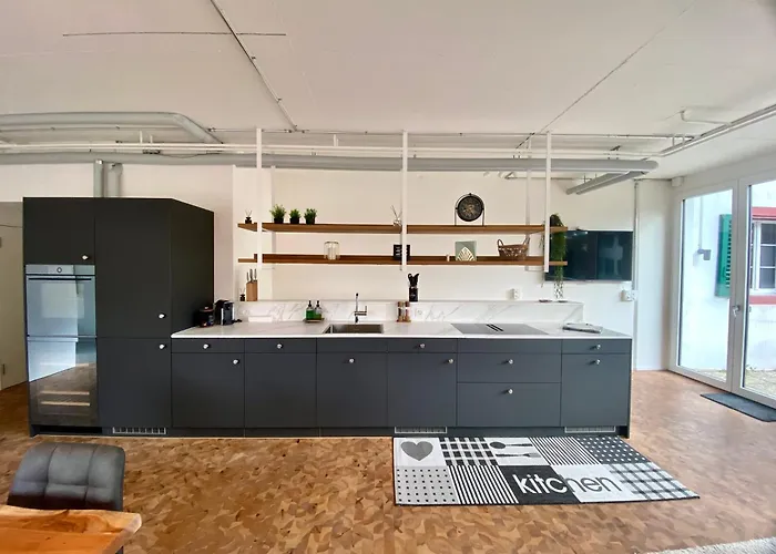 120m2 Modern 3-bedroom Loft In * Curych