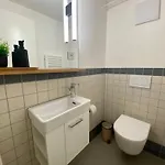 120m2 Modern 3-bedroom Loft In Lägenhet