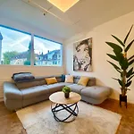 Lägenhet 120m2 Modern 3-bedroom Loft In