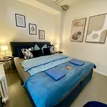 120m2 Modern 3-bedroom Loft In Lägenhet Zürich