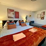 120m2 Modern 3-bedroom Loft In *